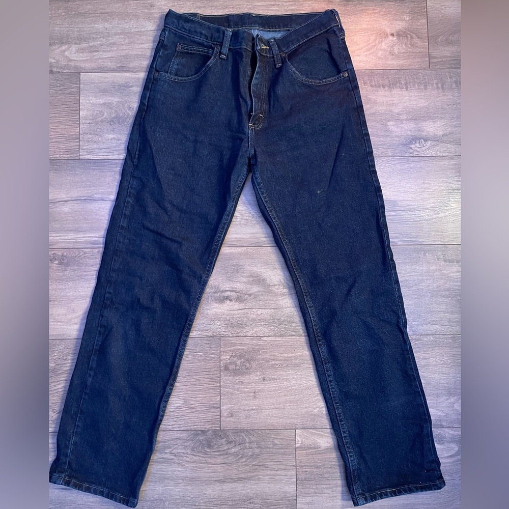 wrangler men jeans; straight leg; denim;